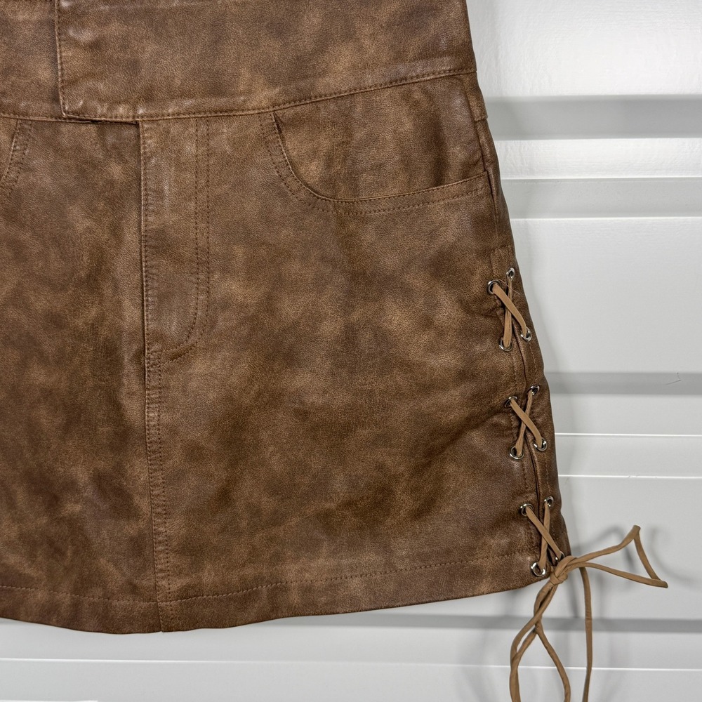 Princess Polly Brown Ceejay Lace-Up Faux Leather Miniskirt Size 2 US - Picture 3 of 5